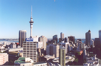 Centre d'Auckland avec la Skytower